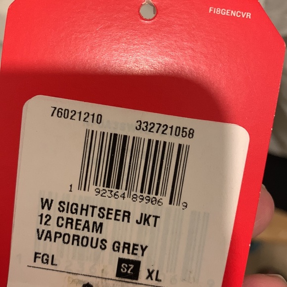 The North Face Jacket, new with tag - Picture 3 of 3